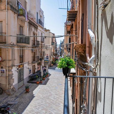 Incao Holiday Candeloro House Чефалу Екстериор снимка